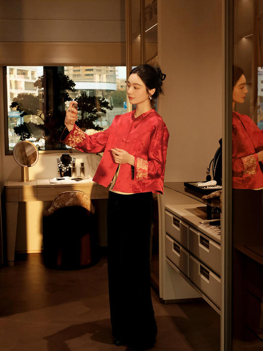 盛唐牡丹| 蝶恋花漳缎盘金绣外套 商品图10