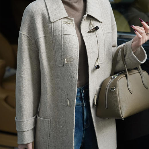 【特价不退换】【部分现货】良木礼羊毛大衣（D25103900） 商品图4
