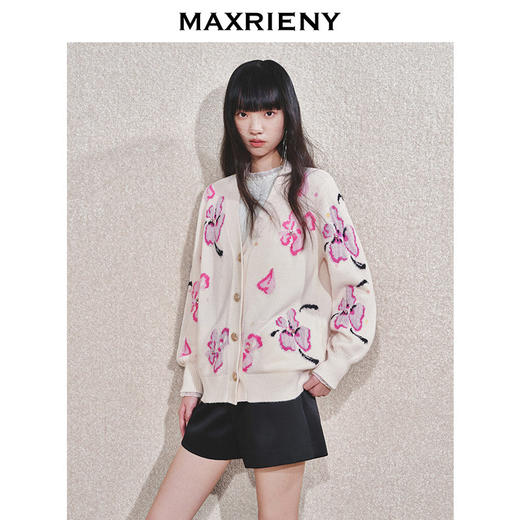 玛克门店发货：MAXRIENY甜美钉珠开衫毛衣(货号:MC85JA784) 商品图1