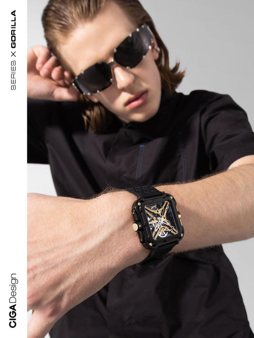 CIGA Design/玺佳 全镂空机械表大猩猩钛金款 X021-TIBU-25BK  赛博蓝 商品图2