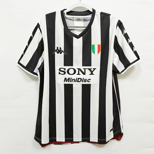 复古球衣足球服经典葡萄牙罗纳尔多杰拉德菲戈哈维伊涅斯塔球衣(仿制) 商品图3