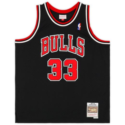 收藏系列 皮蓬 公牛队33号黑色 亲笔签名球衣（仅支持小程序下单 约45天到货） 商品图4