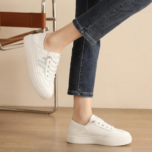 【牛皮革】西村名物2026年春季新款圆润鞋头宽松适宜舒适纯净德训小白鞋T26AM17771 商品图2