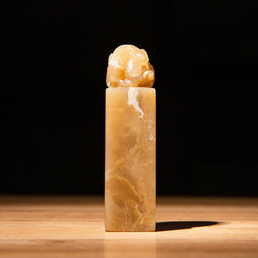 巴林石云水冻老料雕“螭虎”方章 商品图4