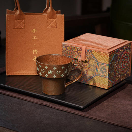 丹棕跃马 商品图4