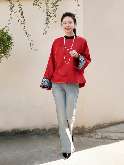 盛唐牡丹盛奢系列| 丝毛宋锦三蓝手推绣挽袖上衣 商品图11