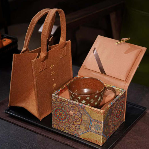 丹棕跃马 商品图3