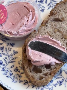 树莓奶酪（可抹在面包上）Raspberry Cheese