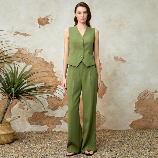 EITIE爱特爱气质通勤V领百搭无袖马甲外套春季新款8103807 商品图6