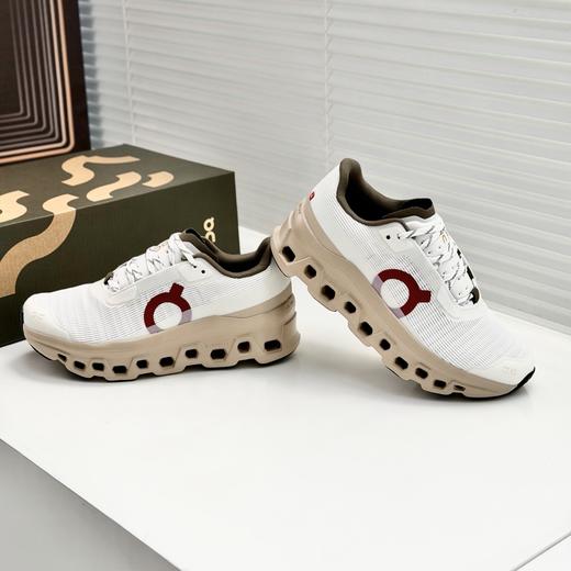 On昂跑 Cloudmonster Void CNY马年限定 舒适贴合跑步鞋 商品图5