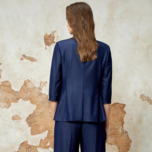 EITIE爱特爱复古百搭显瘦翻领收腰七分袖牛仔外套春季新款8103811 商品图4