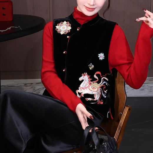 【不退不换】【预售7天】良木礼桑蚕丝国风马甲（3320） 商品图2