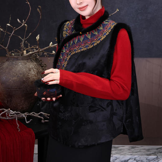 【不退不换】【预售7天】良木礼桑蚕丝国风马甲（D25102713） 商品图5