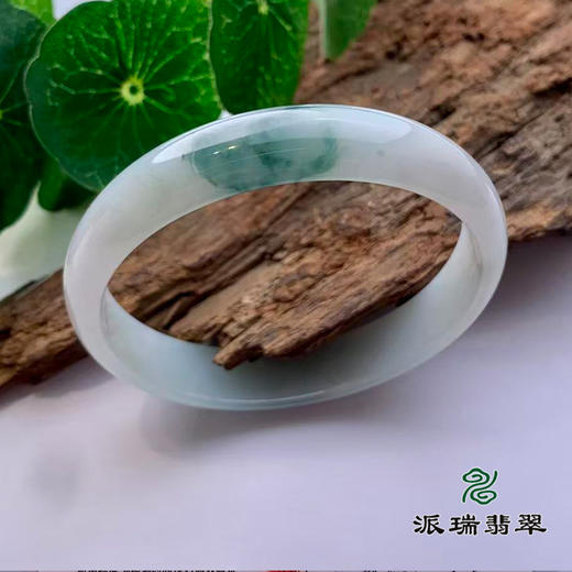 派瑞翡翠 翡翠手镯 糯种 飘花 商品图0
