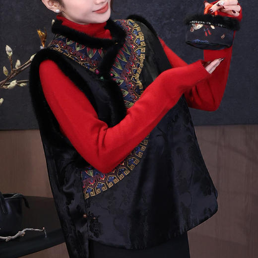 【不退不换】【预售7天】良木礼桑蚕丝国风马甲（D25102713） 商品图2