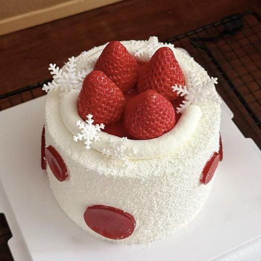 【初雪浪漫】冬季限定ins风高级感草莓生日蛋糕 商品图0