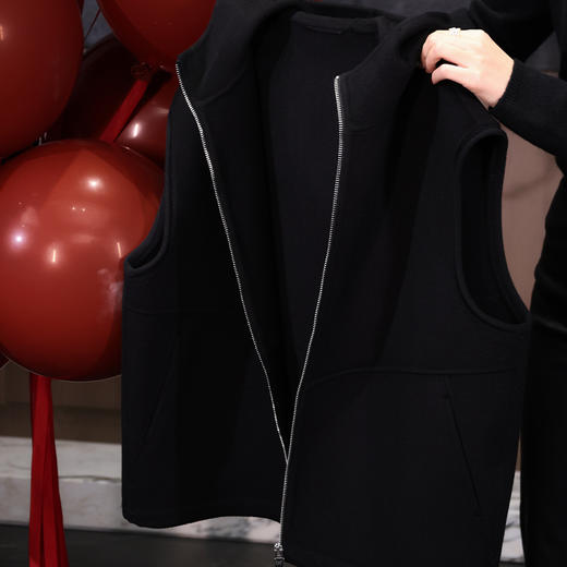 【特价不退换】【部分现货】良木礼羊毛连帽马甲(D2592638) 商品图4