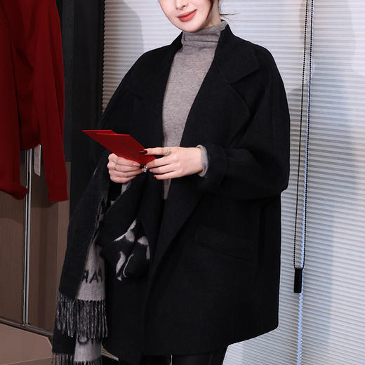 【特价不退换】【预售7天】良木礼牦牛绒大衣（D25102680F） 商品图0