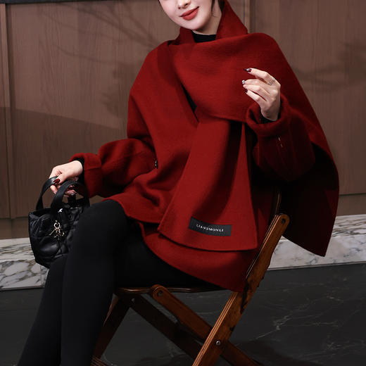 【特价不退换】【预售7天/短款】良木礼山羊绒大衣（围巾）（D2511102） 商品图5