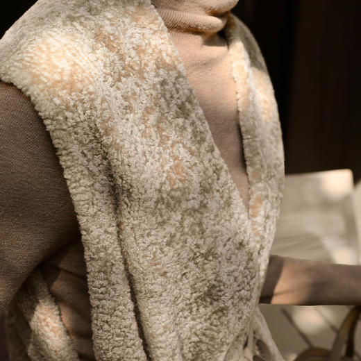 【预售7天】良木礼羊毛马甲（Q25101495） 商品图2