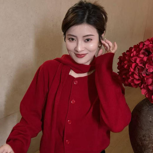 【特价不退换】【预售7天】良木礼山羊绒飘带上衣(3456) 商品图1