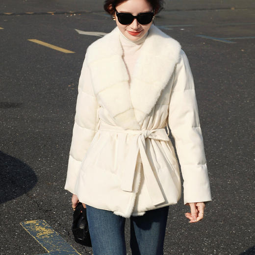 【预售7天】良木礼水貂鹅绒服（腰带）（3762） 商品图1