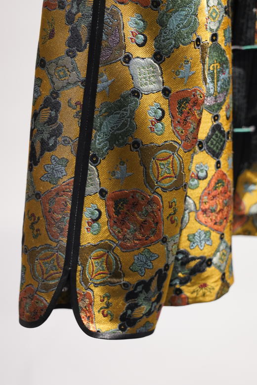 荷言HEYEN 崇铭 马海毛桑蚕丝提花外套 鸟、铜钱纹小鸟图案刺绣 商品图3