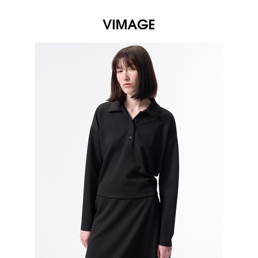 VIMAGE纬漫纪复古高智感通勤显瘦百搭黑色polo领上衣2026春季新款V2513203 商品图1