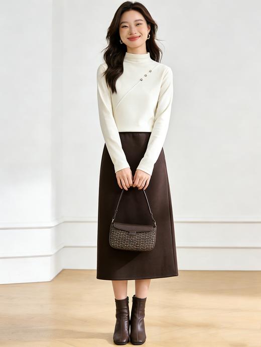 现货【2件仅119】臣禾【暖绒T】一触即暖 德绒半高领钮扣打底衫正肩合体保暖T恤	JZ261050175 商品图7