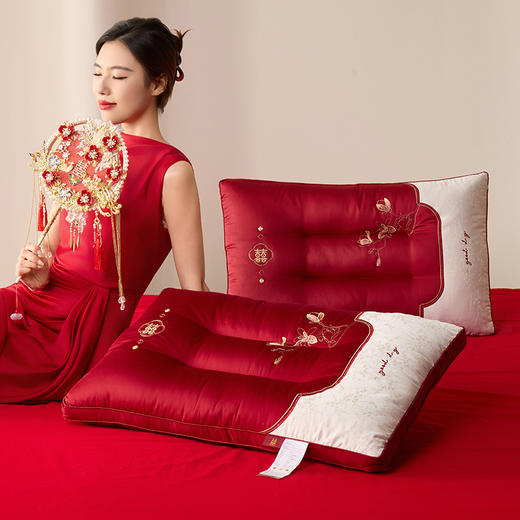 自然醒玉兰喜事婚庆枕-大红婚庆喜庆枕芯刺绣结婚枕头（送红礼袋）XK 商品图11