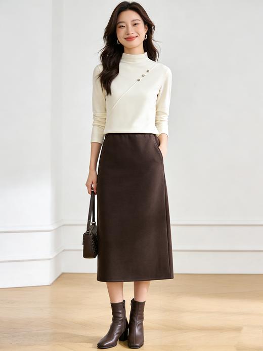 现货【2件仅119】臣禾【暖绒T】一触即暖 德绒半高领钮扣打底衫正肩合体保暖T恤	JZ261050175 商品图6