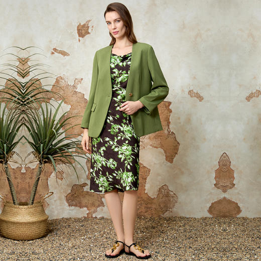 EITIE爱特爱气质干练高级感纯色收腰西装外套女春季新款8103808 商品图8