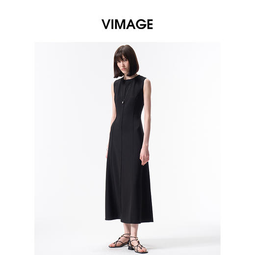 VIMAGE纬漫纪极简背心小黑裙坑条空气层无袖连衣裙2026春季新款V2507202 商品图1