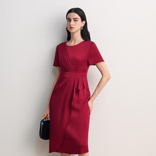 EITIE爱特爱简约大方圆领收腰礼服连衣裙2026春新款8577213 商品图4