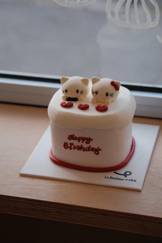 情侣kitty ·奶油蛋糕（图片效果为4寸） 商品图0