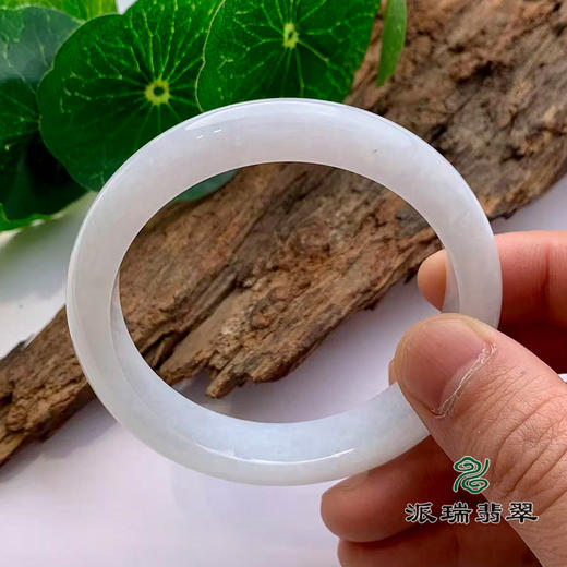 派瑞翡翠 翡翠手镯 糯种 绿色 商品图2