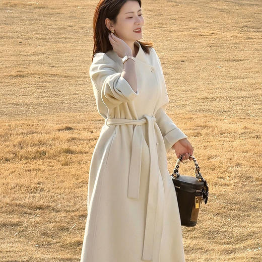 【特价不退换】【预售7天】良木礼羊毛大衣（腰带）（D251101812） 商品图3