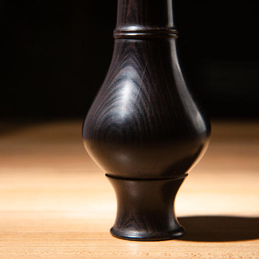 绝种老乌木制小赏瓶 商品图5