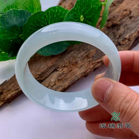 派瑞翡翠 翡翠手镯 糯种 绿色