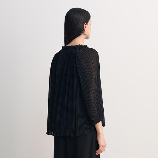 EITIE爱特爱飘逸压褶A版宽松显瘦度假通勤雪纺衫上衣2026春季新款8509205 商品图4