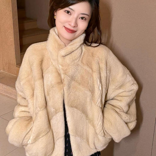 【预售7天】良木礼水貂外套(3328F) 商品图3