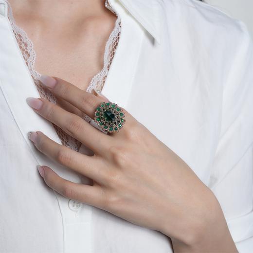 北京仓｜Lorina Balteanu-ECATERINA-水晶 祖母绿 椭圆形 戒指［法国设计师］ 商品图0