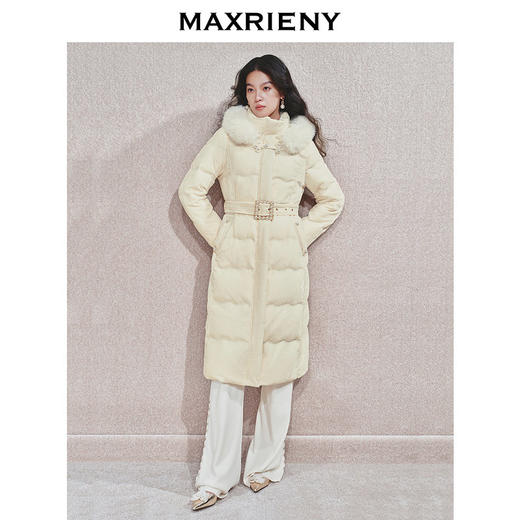 玛克门店发货：新中式刺绣丝绒米白色羽绒服(货号:MC85DC514) 商品图0