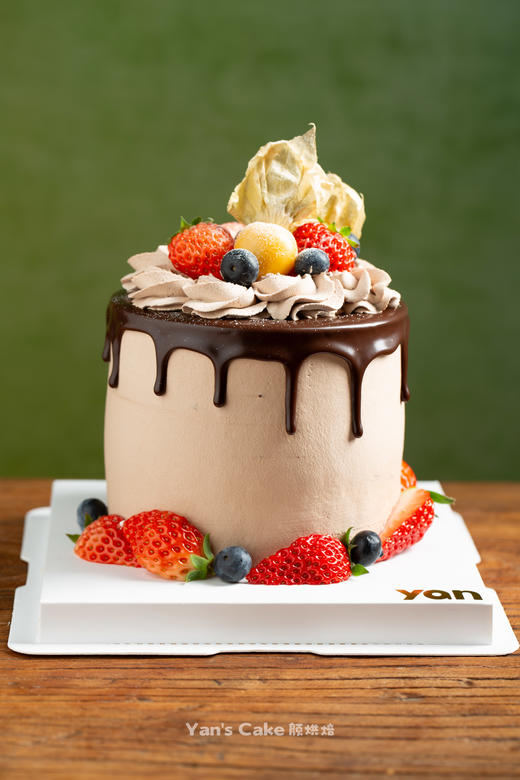 浓浓巧克力草莓蛋糕 商品图1