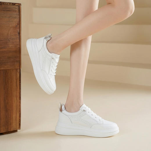 【牛皮革】西村名物2026年春季新款超轻厚底防滑显高舒适百搭小白鞋板鞋T26AM17781 商品图3