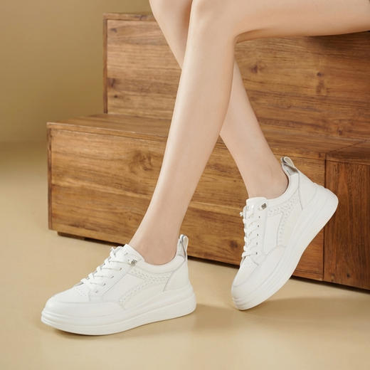 【牛皮革】西村名物2026年春季新款超轻厚底防滑显高舒适百搭小白鞋板鞋T26AM17781 商品图1