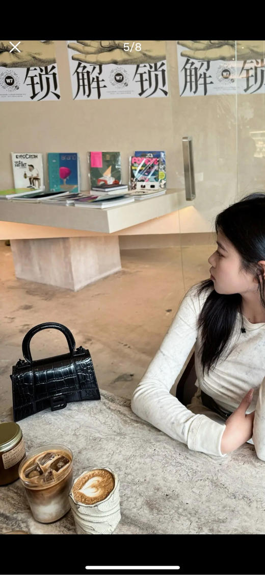 巴黎世家 Hourglass xs 黑色 鳄鱼压纹牛皮 沙漏包 商品图2