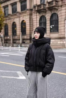 女王节抢购价-不支持退-品质超好！ 超有范【羽绒服】绒子含量90%设计感宽螺纹短款宽松羽绒服-喜出