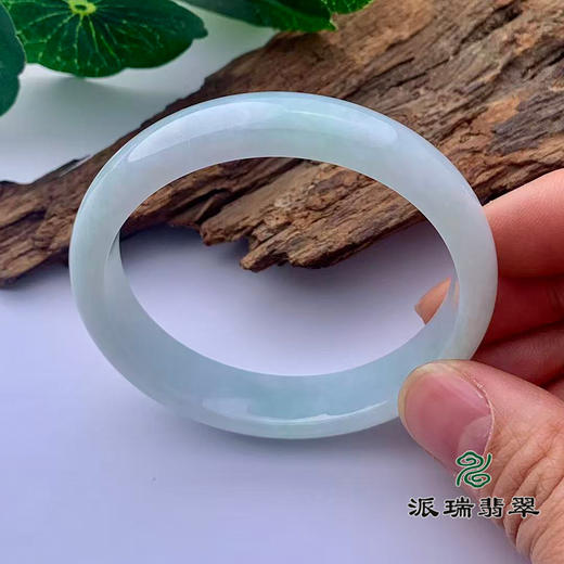 派瑞翡翠 翡翠手镯 糯种 绿色 商品图2
