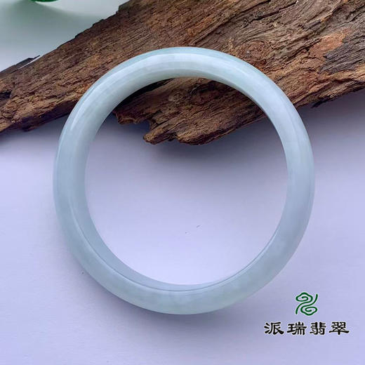派瑞翡翠 翡翠手镯 糯种 绿色 商品图3